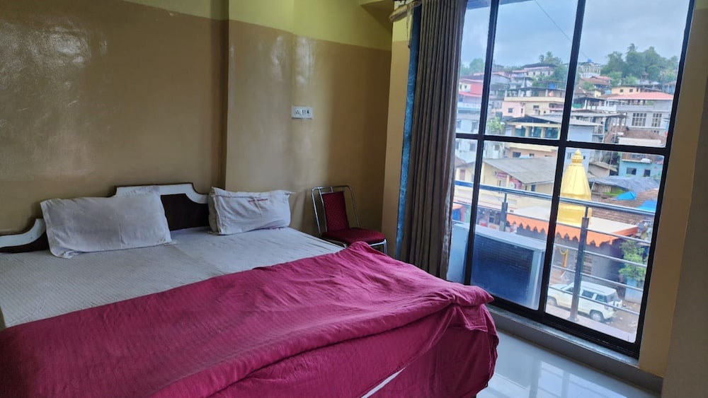 Ghansar Lodge maharastra AC Room