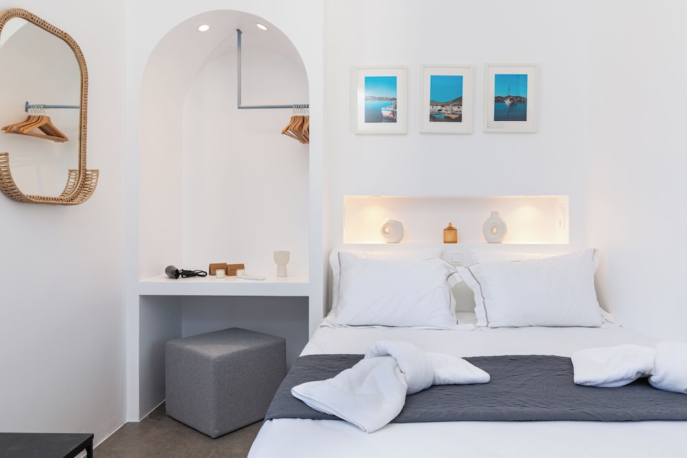 Aitheras Luxury Suites