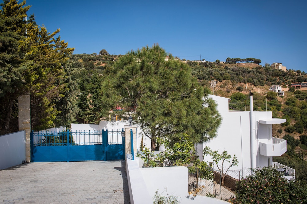 Villa Artemis, Wine Dark Sea Villas