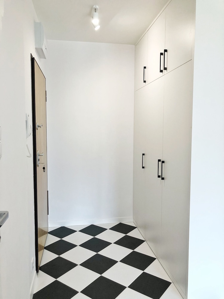 Fox Center Apartments