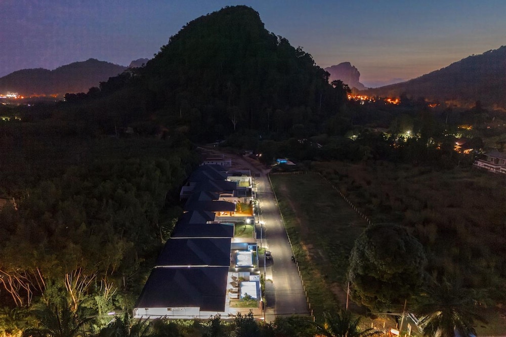 Pakbia Private Pool Villa In Ao Nang Krabi