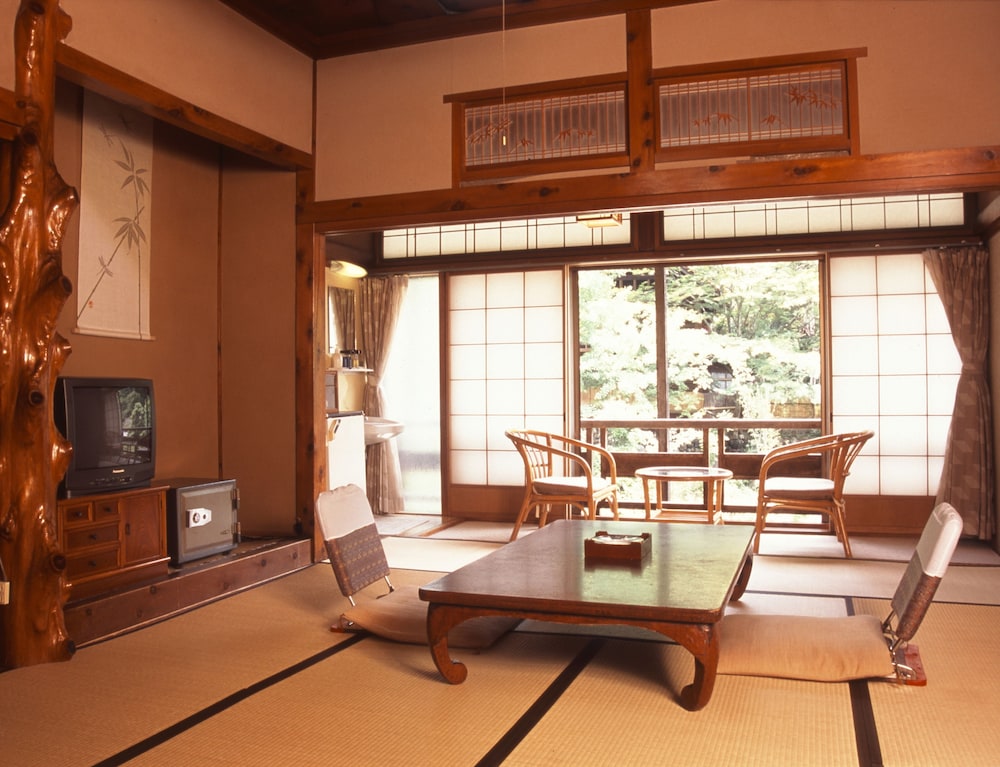Takaragawa Onsen Osenkaku
