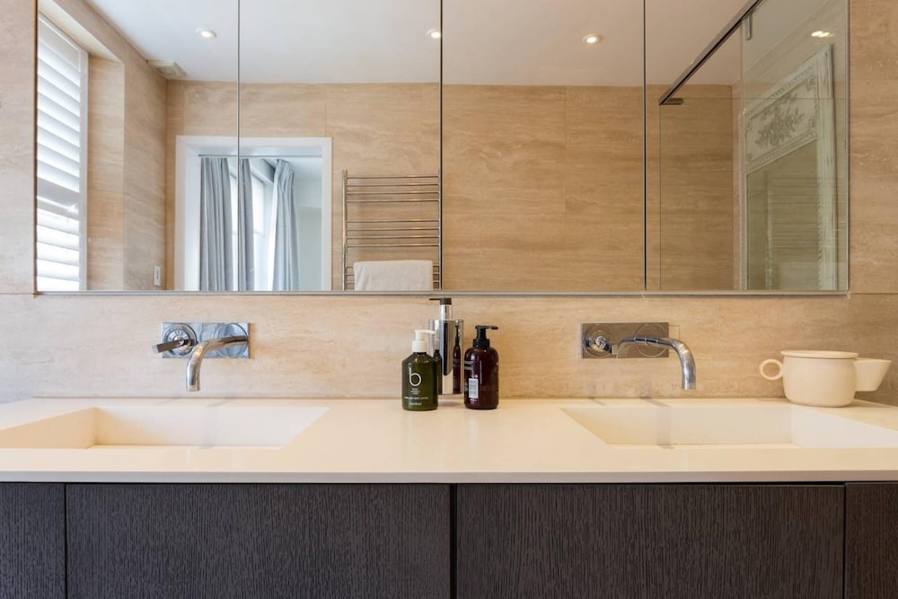 Spectacular Unique 4bed House in Pimlico