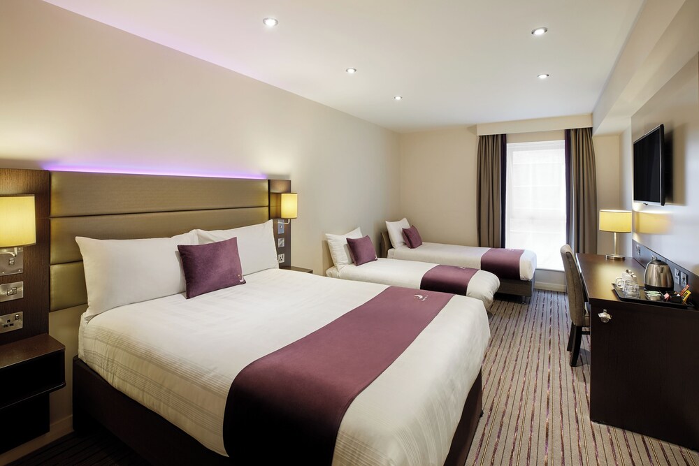 Premier Inn York North West — photo 3