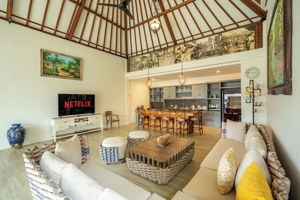 Luxury Aliya Villa by Betterplace