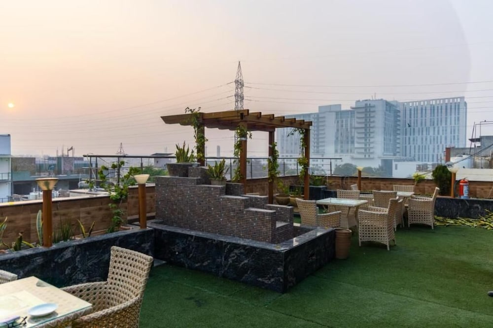 The global hotel by golden place