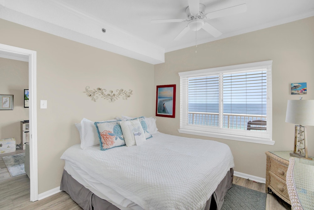 Tradewinds 1305
