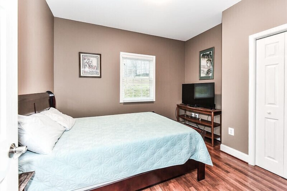 Leesburg Vacations - The Manor at Courtland Farm - Property Image 9