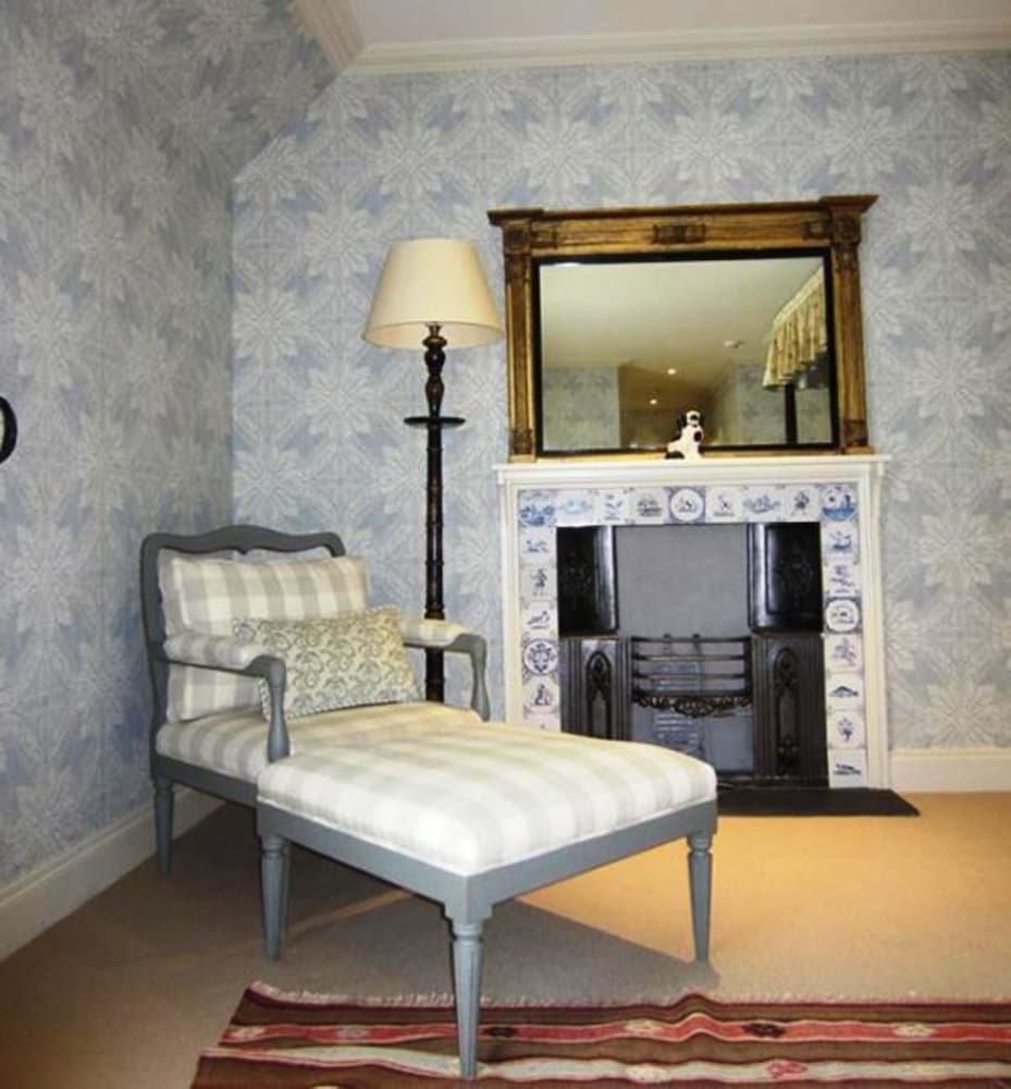 Loch Lomond Arms Hotel
