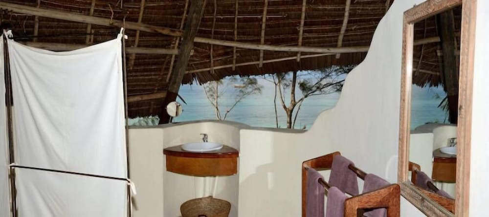 Unguja Lodge