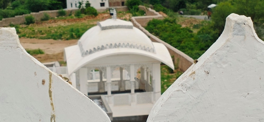 Vijayam Resort