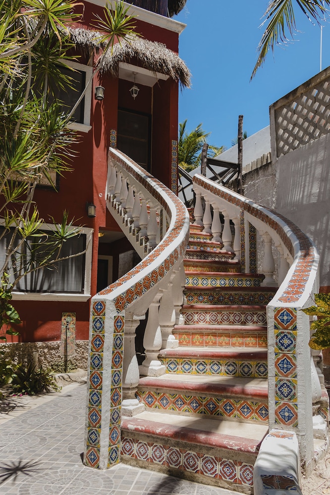 Beachfront Groundfloor Hacienda del Cuyo
