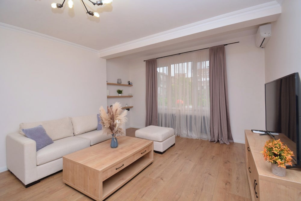 Comfort apartment on Nalbandyan street