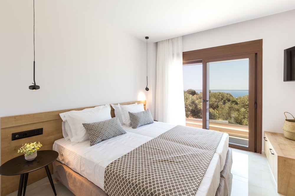 Villa Santa Irini 1 - With Heated Pool
