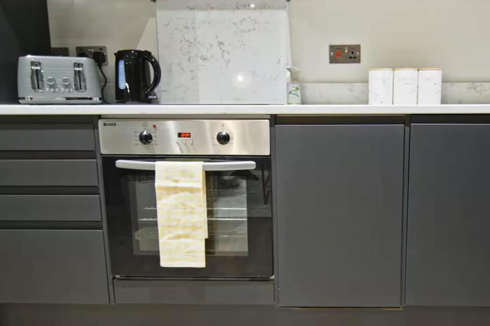 Leeds City Center - 1 Bed - Baby Friendly