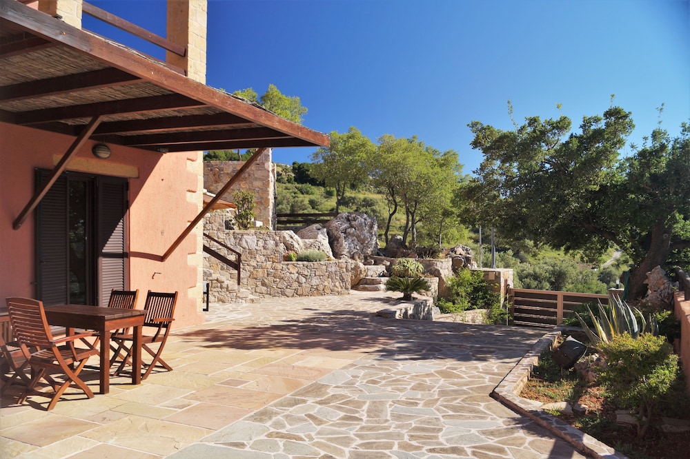 ArchonVilla view 5