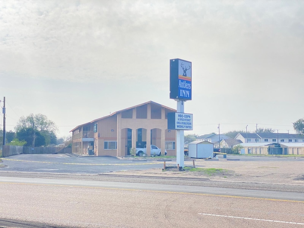 Antler's Inn Motel