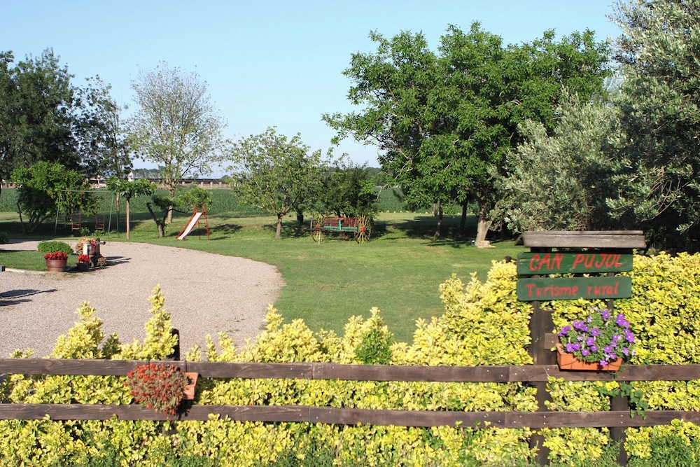 Can Pujol Turisme Rural