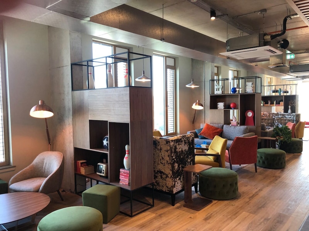 Liv Student Dublin