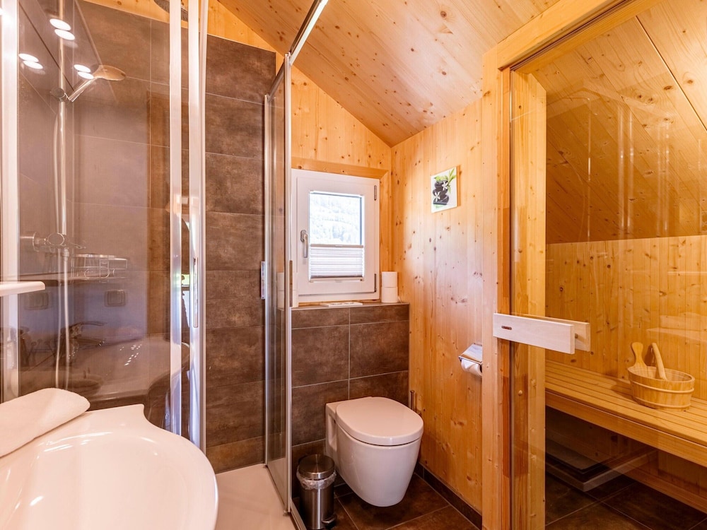 Lavish Chalet With Whirlpool
