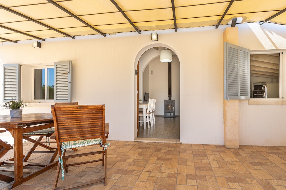 Villa in Central Location