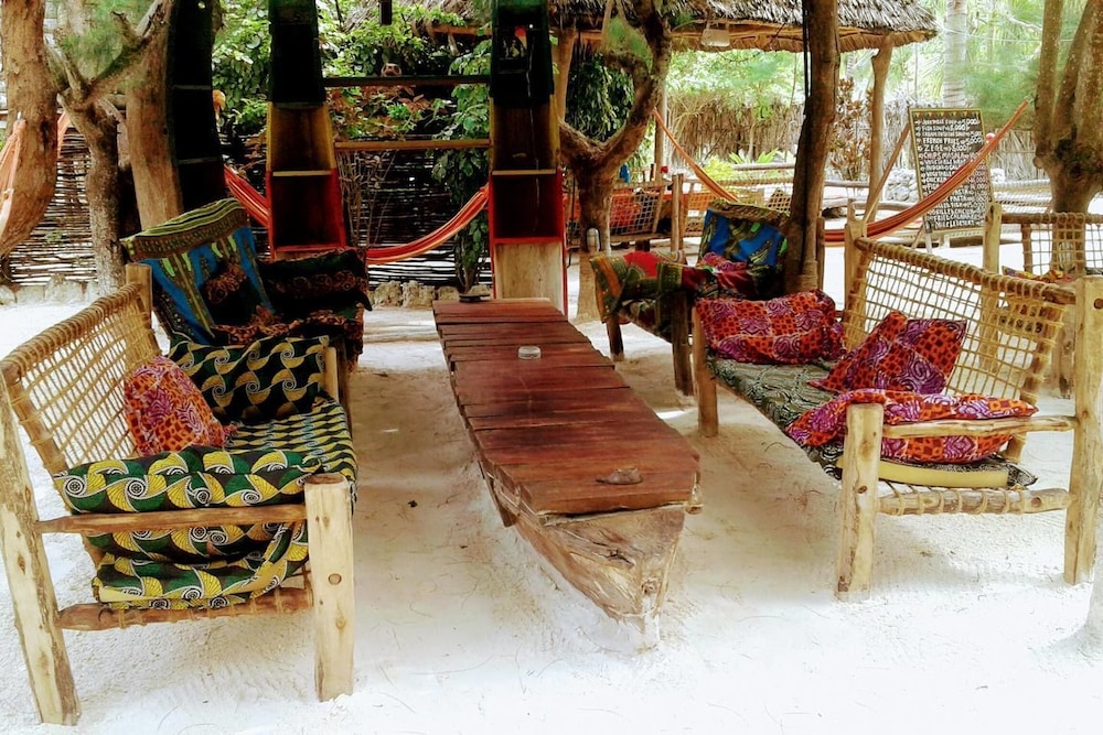 Milele Lodge