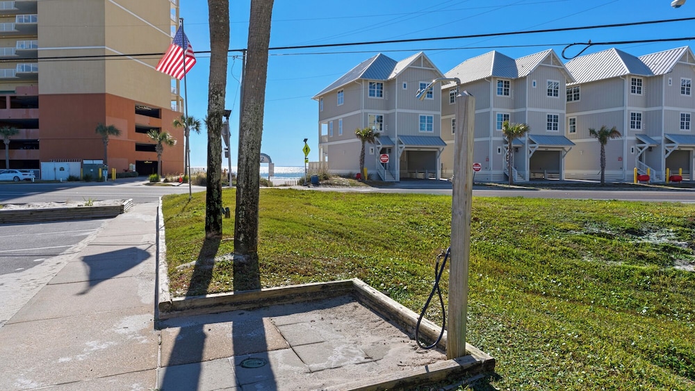 2BR Steps to Sand Pool, Near Pier Park + Free Attraction Tickets!
