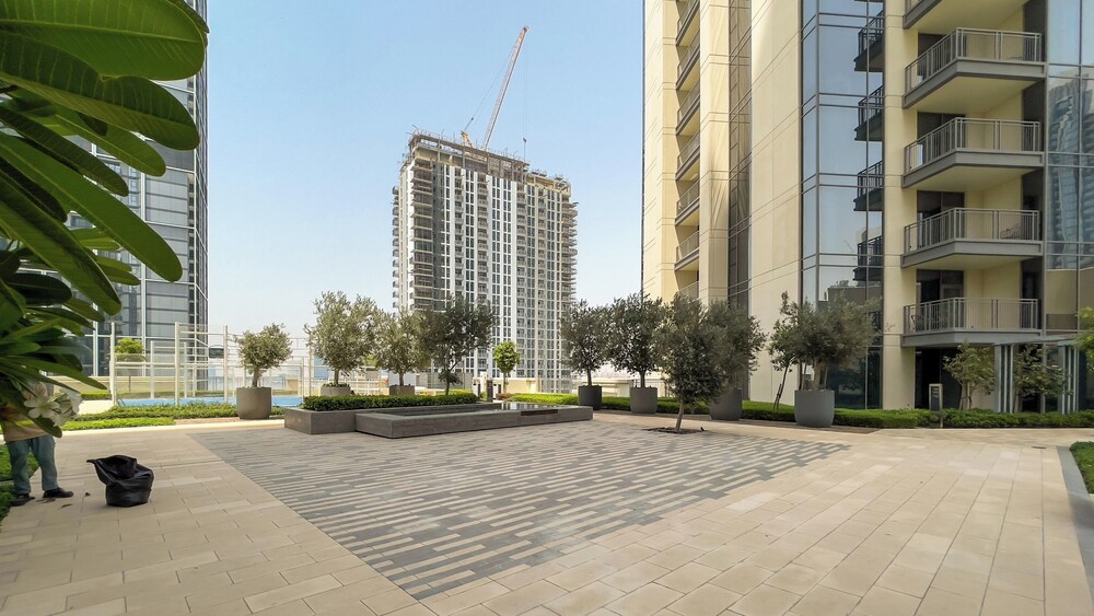 GLOBALSTAY. Creek Rise Tower 1 Elegant Apartment