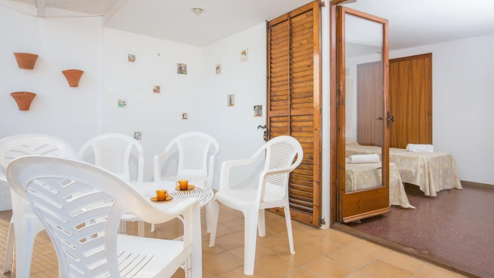 Pruneda in Llafranc With 2 Bedrooms and 1 Bathrooms