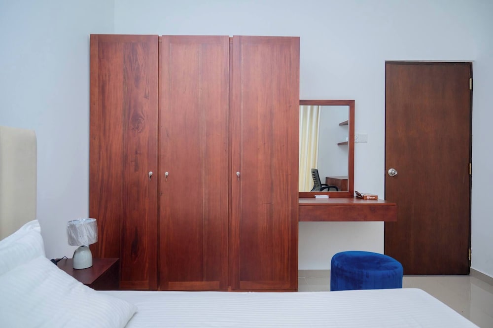 Family-friendly 3BR Apartment in Serene Malabe