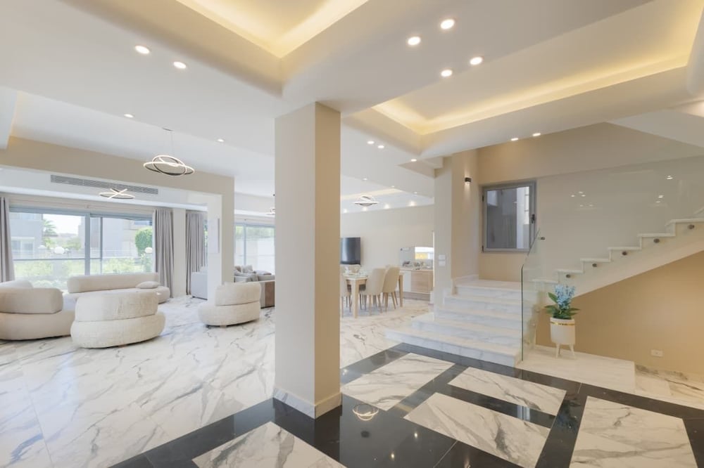 villa with garden in palm hills compound
