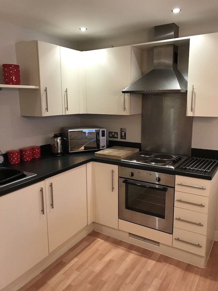 Hotel Mermaid Bay - Image 1