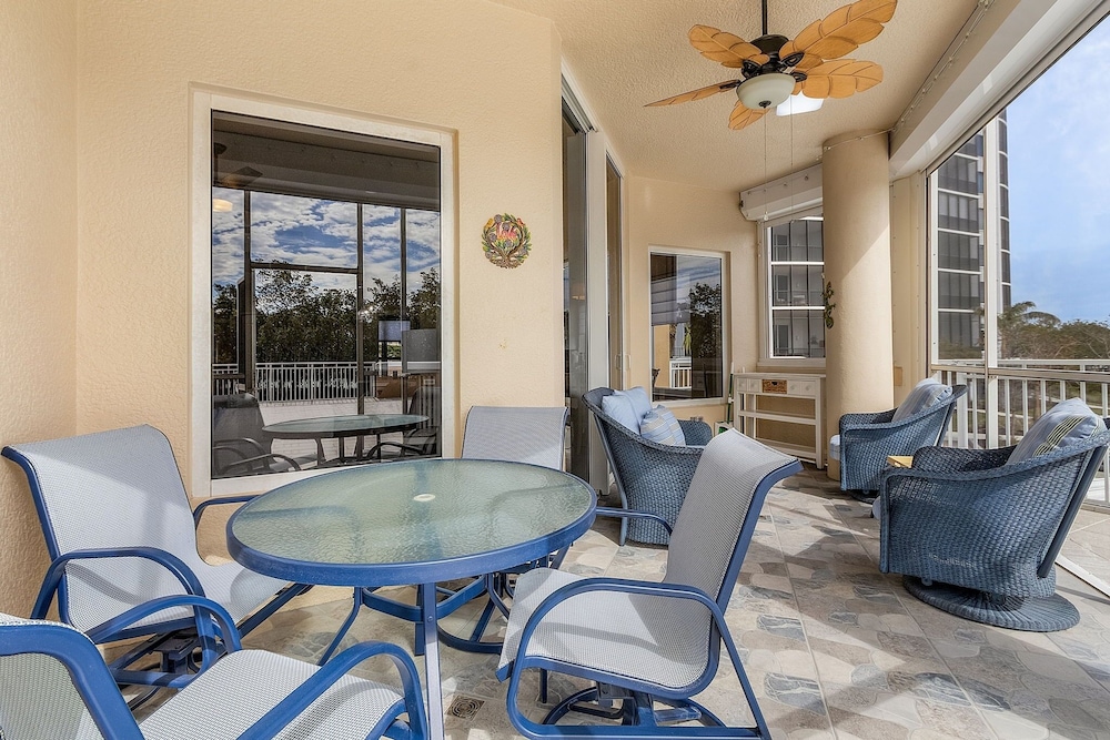 Manatee Bay #721: Waterfront Condo W/ Bay Views & Pool 3 Bedroom Condo
