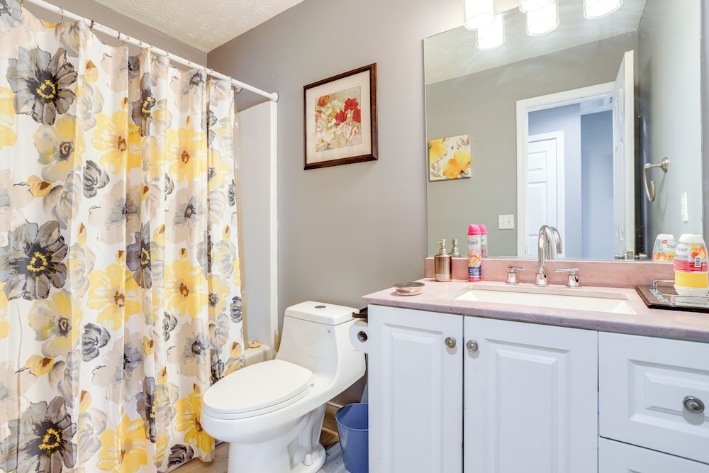 Close to Shopping: Pet-friendly Lawrenceville Home