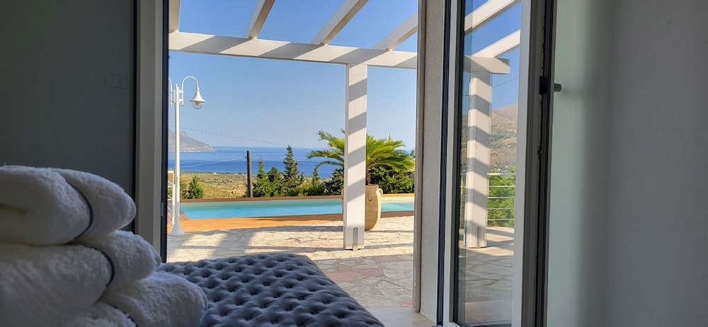 Villa Ballerina Bianca