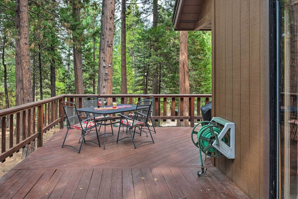Cozy Camp Connell Cabin: Large Game Room & Decks! view 4
