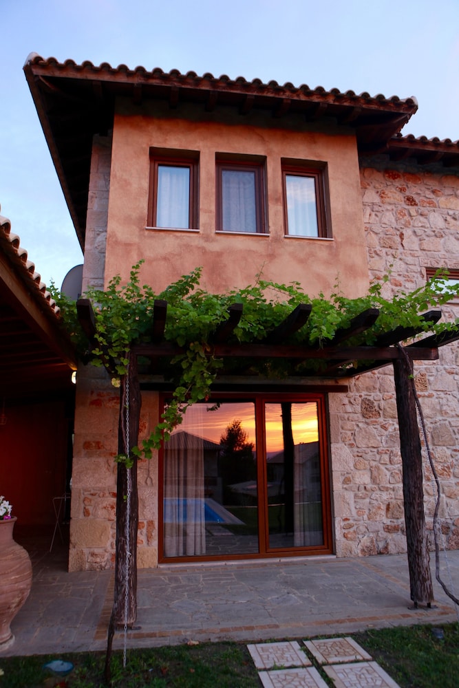 Fruit Garden Villa