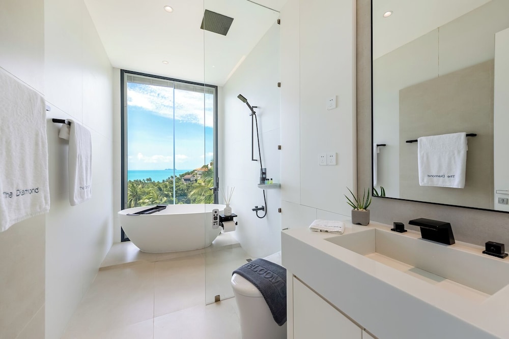4 Bed SeaView Villa with Breakfast KBR32