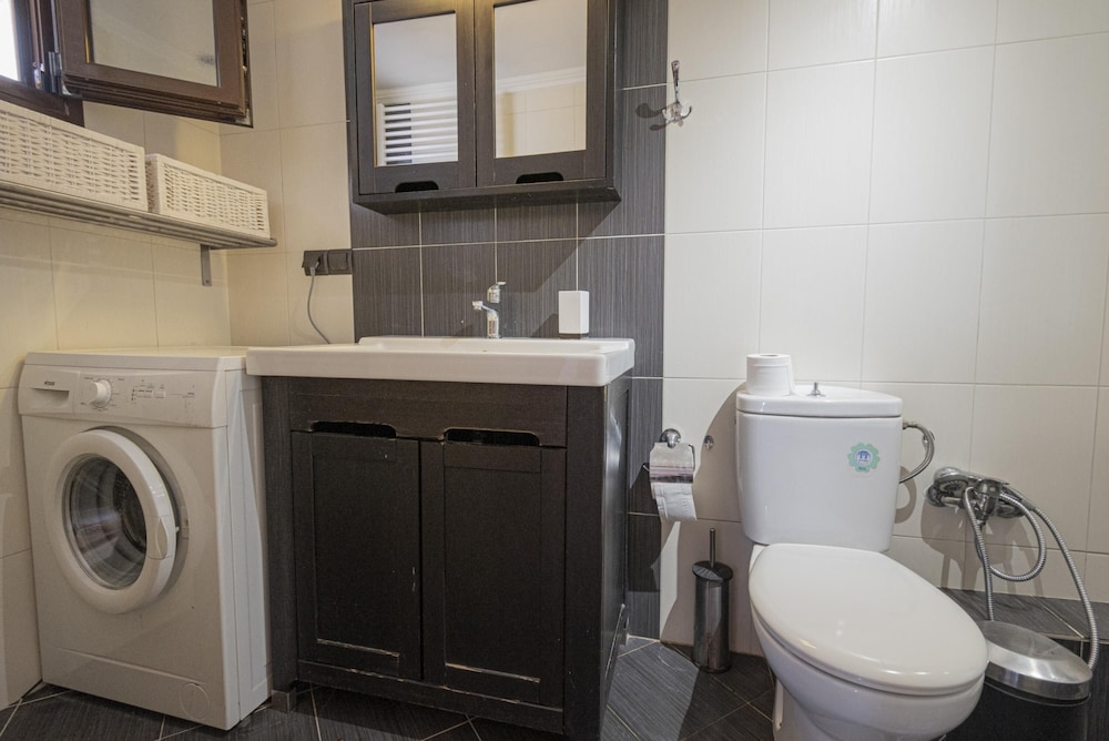 Tasos Apartment by Travel Pro Services