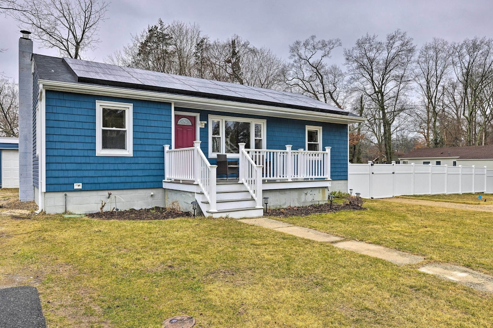 Charming Rocky Point Home 1 Mi to Beach! - Property Image 4