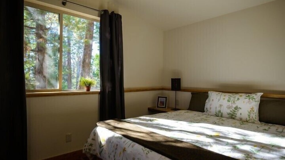 Scenic Wonders Alpenglow 3 Two Bedrooms view 2