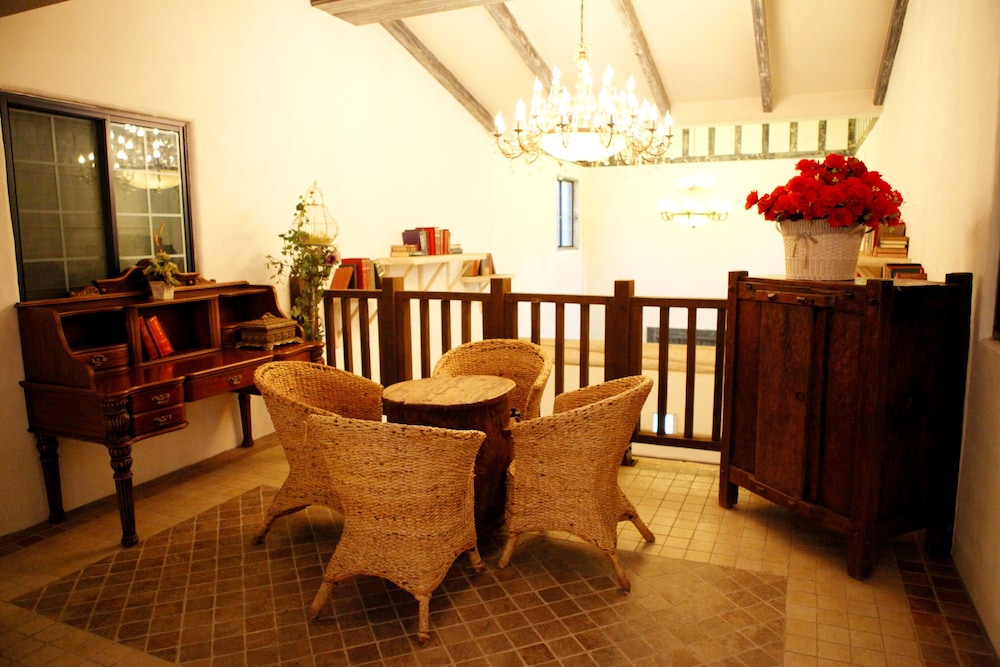 Lime Orange Vill Pension