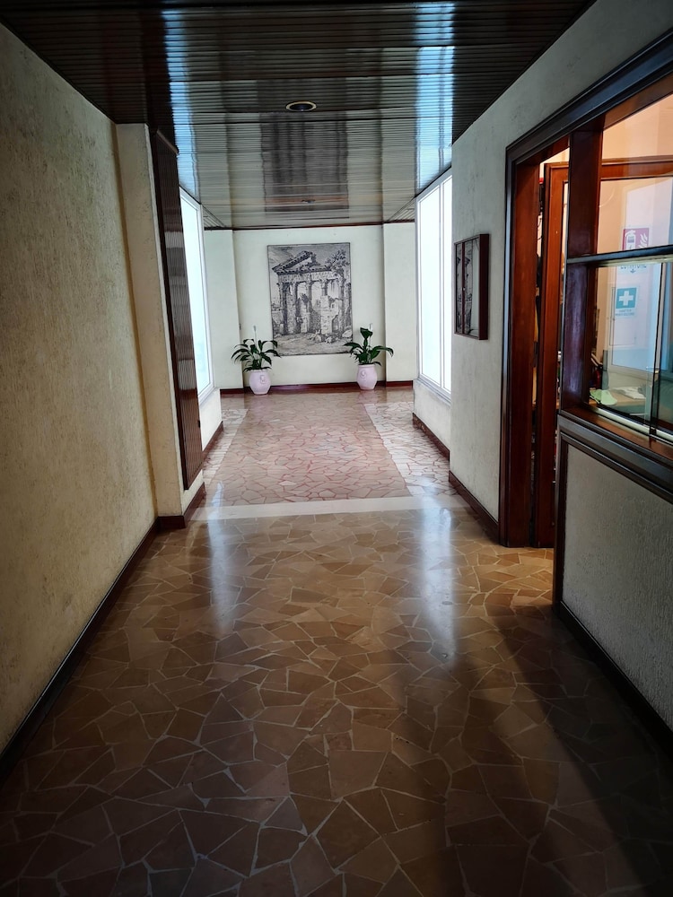 St. Peter Area Luxury Suites