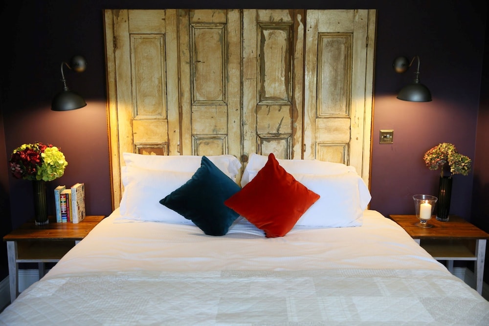 The Bunk Inn