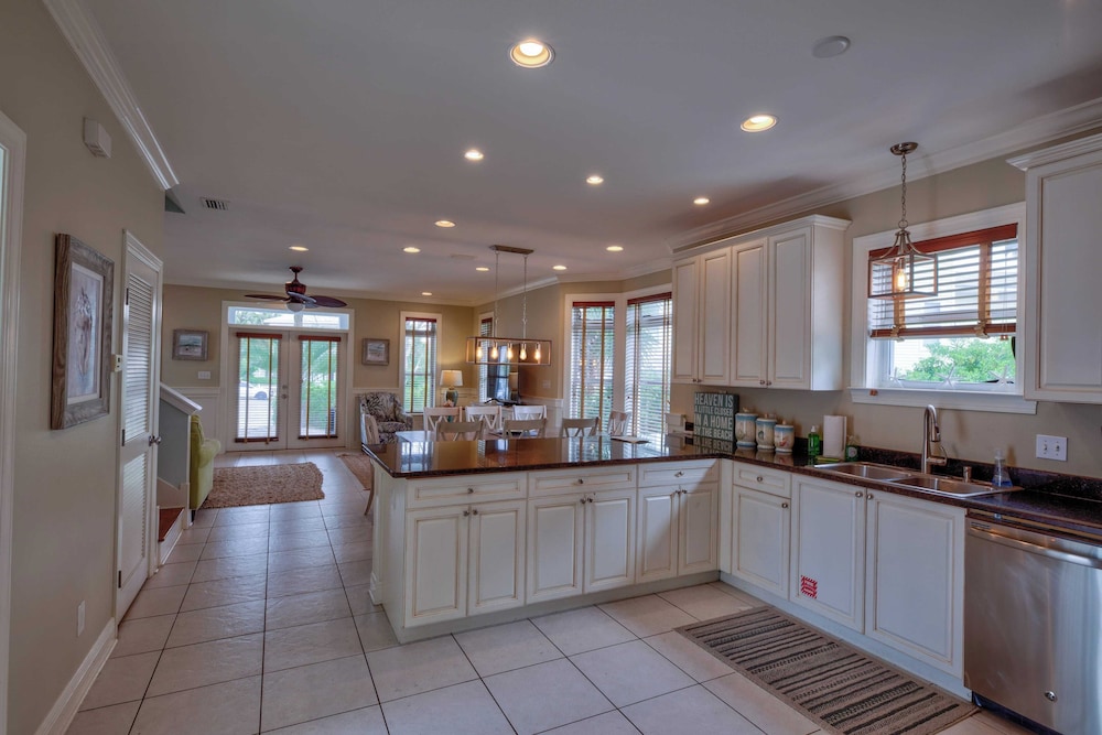 A Piece of Heaven by Avantstay Private Pool, Sleeps 14 Pet-friendly