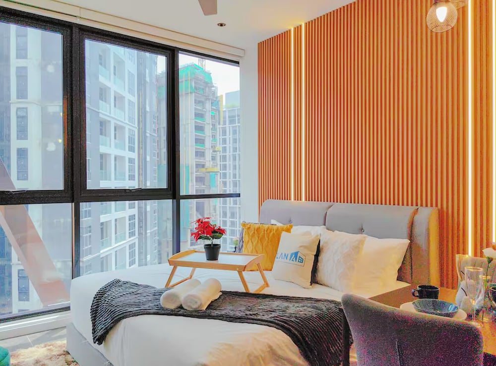 Scarletz Suites KLCC by Purple Orchid