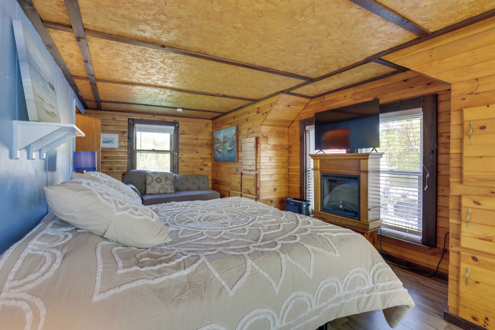 Rustic Poland Vacation Rental w/ Waterfront Deck!