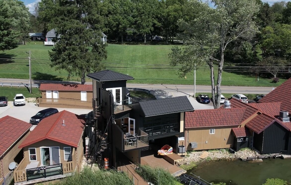 Edinboro Lake Resort Cabins