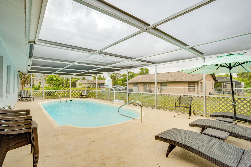 2 Mi to Beach: Home w/ Pool in Venice