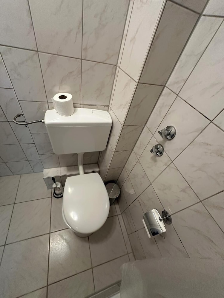 2-Rent Group Hostel Apartments HAN53